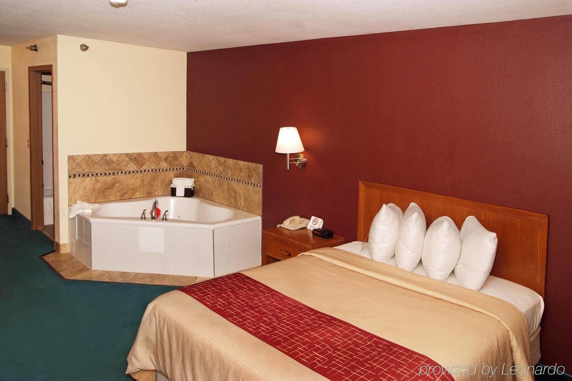 Red Roof Inn Osage Beach - Lake Of The Ozarks Exterior foto
